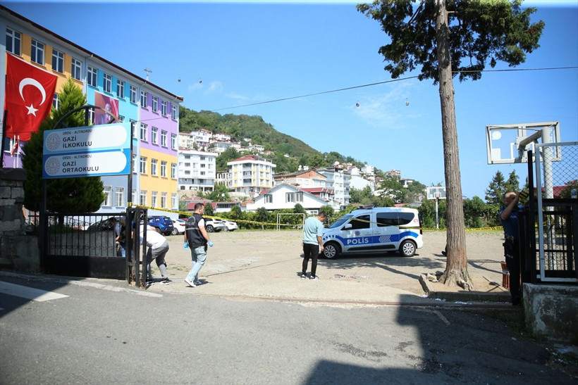 Okul bahçesinde korkunç olay! Öğretmenin aracıyla çarptığı 7 yaşındaki öğrenci hayatını kaybetti - Resim: 2