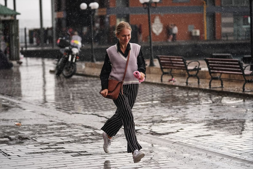 Birçok ilde kuvvetli yağış ve fırtına bekleniyor! Meteoroloji İstanbul'u saat vererek uyardı - Resim: 3