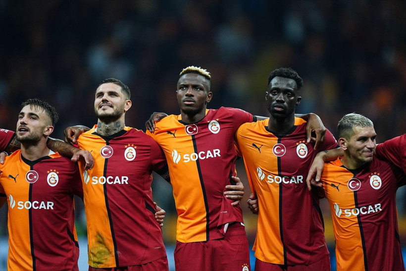 Galatasaray'da Victor Osimhen depremi! 1-2 hafta yok deniyordu, taraftar yıkıldı - Resim: 1