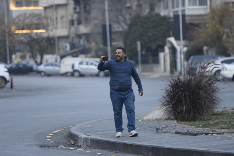 Rejim çöktü kutlama yaptılar! Şam'dan gelen son görüntüler - Resim: 3