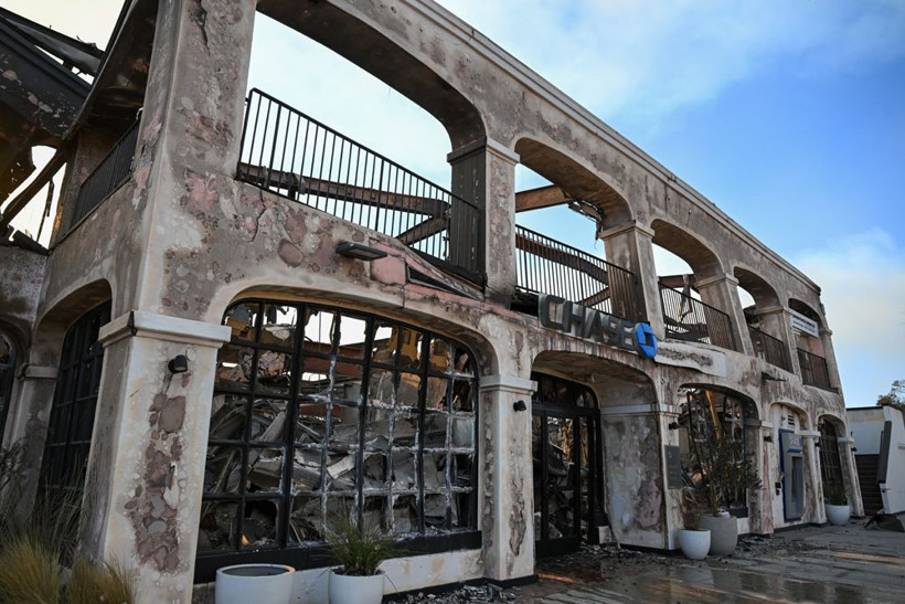 Los Angeles yangını büyük hasar bıraktı! Felaketin yeni görüntüleri - Resim: 3