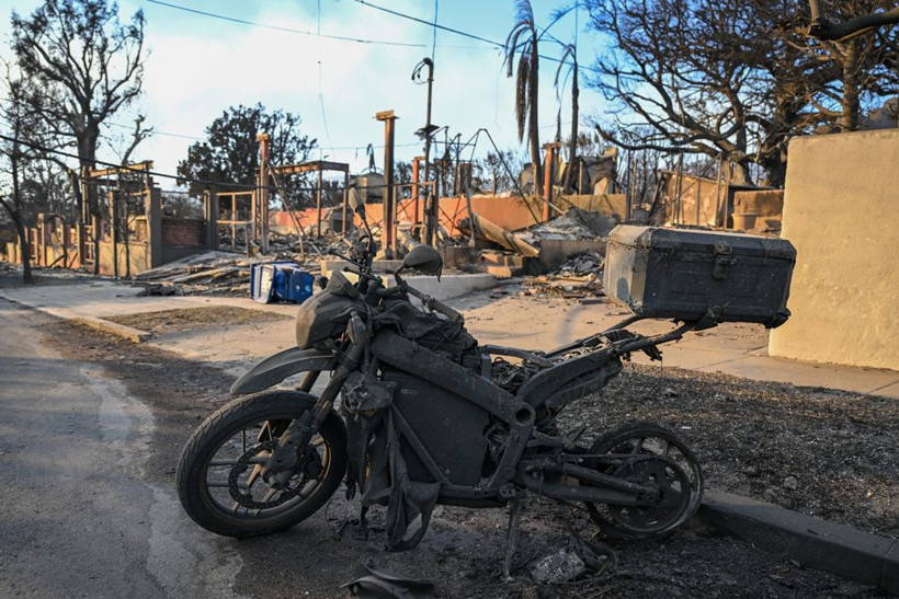 Los Angeles yangını büyük hasar bıraktı! Felaketin yeni görüntüleri - Resim: 4