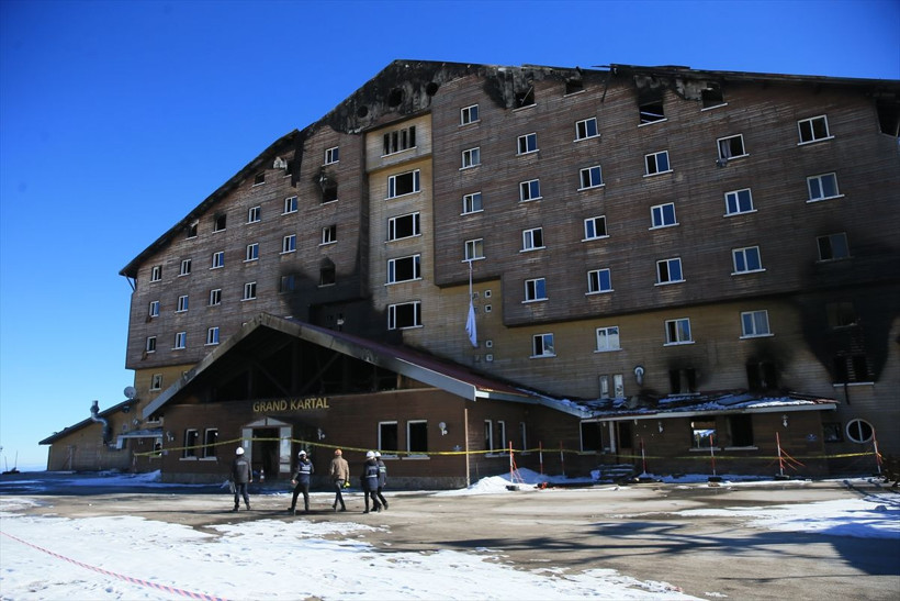 Çevre, Şehircilik ve İklim Değişikliği Bakanlığı ekibi, Grand Kartal Otel'de inceleme yaptı - Resim: 3