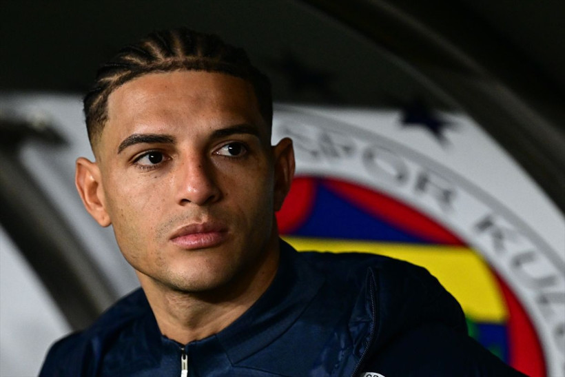 Fenerbahçe'de Djiku, Diego Carlos ve Yusuf Akçiçek'in forma giyemeyeceği süreler belli oldu - Resim: 2