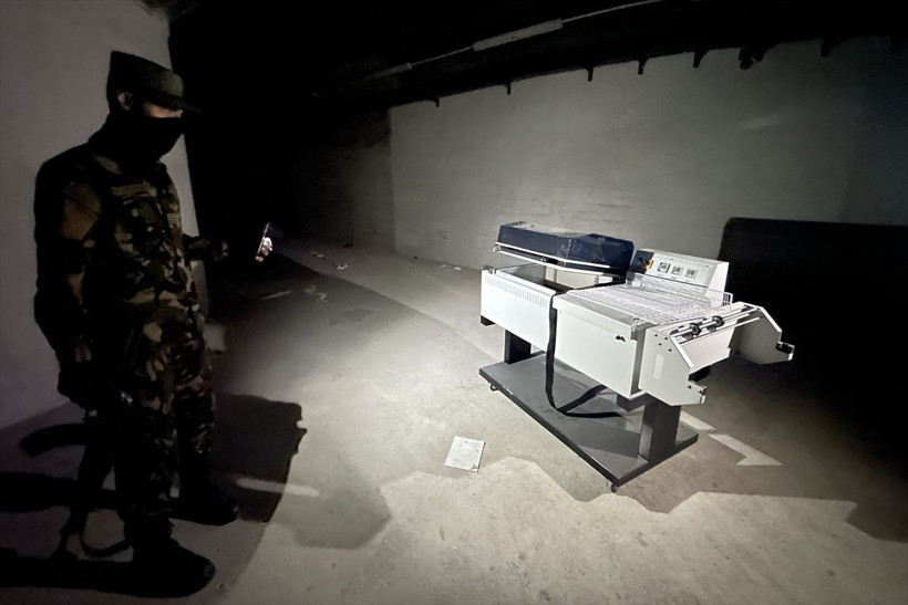 Şam'da Mahir Eed'in yazlık sarayında zırhlı kapıları açılamayan odalar ortaya çıktı - Resim: 3