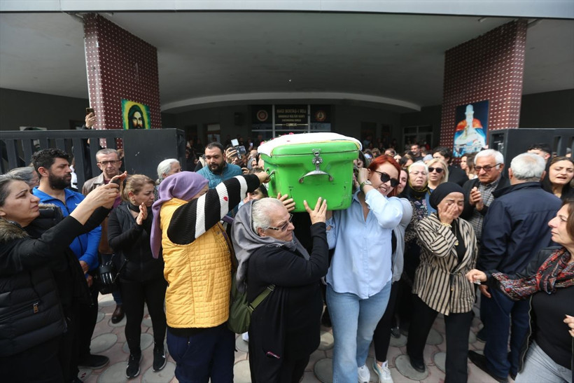 2 ay önce evlenmişti! Sevcan'ın cenazesi Hatay'da defnedildi, gözyaşları durmadı - Resim: 1