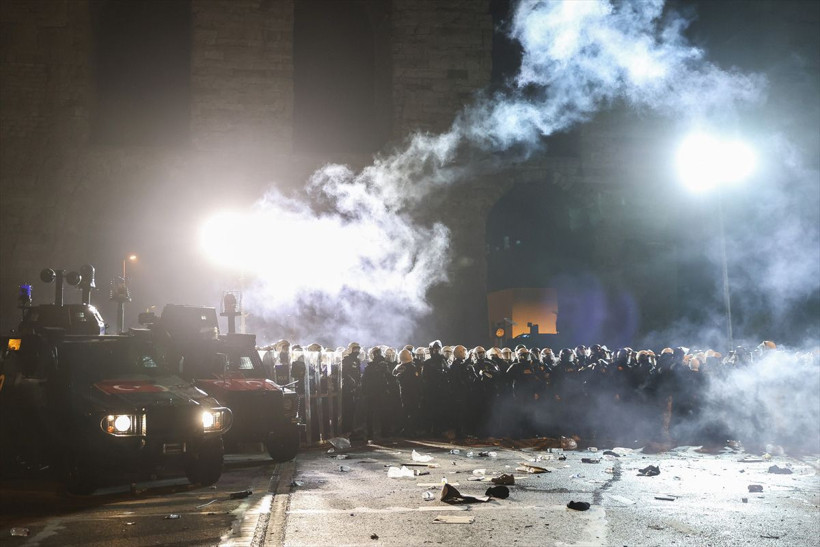 İmamoğlu protestoları... Kıvanç Tatlıtuğ paylaşımıyla çok konuşuldu: İşte bu - Resim: 1