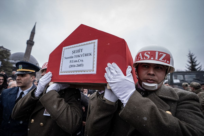 3 yıl sonra bulunmuştu! Şehit Nurettin Tokyürek'in cenazesinde vasiyeti yerine getirildi - Resim: 2