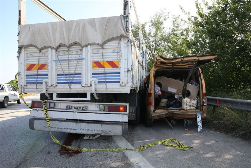 Hatay'da zincirleme kaza! Ölü ve yaralılar var - Resim: 2