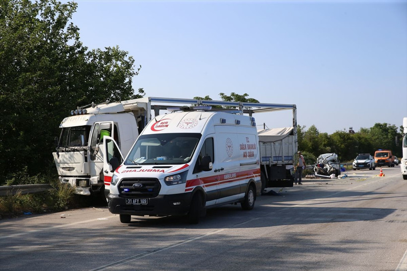 Hatay'da zincirleme kaza! Ölü ve yaralılar var - Resim: 3