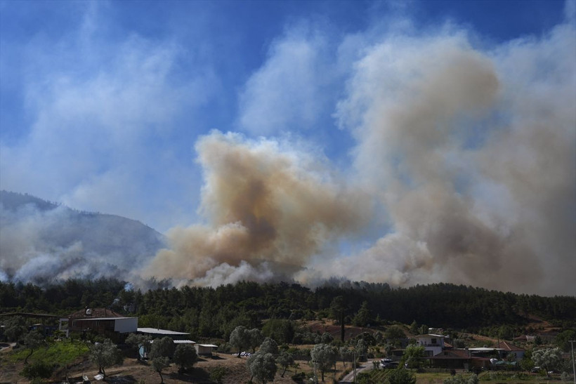 İzmir, Manisa, Antalya yanıyor! En kötüsü Seferihisar ve Menderes'de... - Resim: 2
