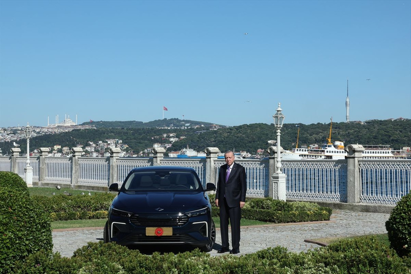 Cumhurbaşkanı Erdoğan, Togg T10F koltuğunda! - Resim: 2