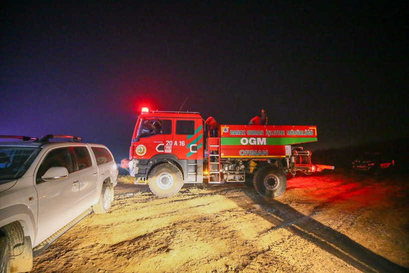 Uşak'ta orman yangını kontrol altına alındı! Hasar drone ile görüntülendi... - Resim: 2