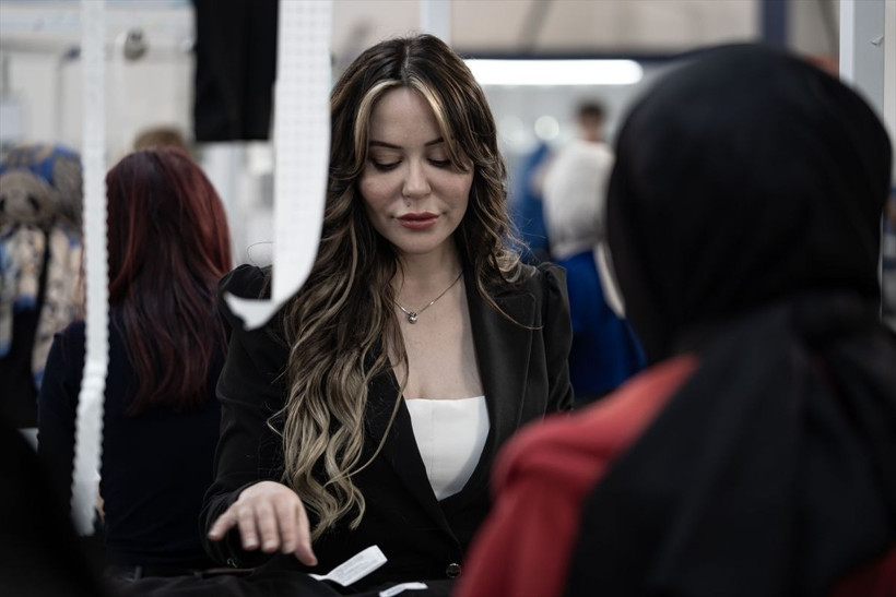 Tek kaldı pes etmedi devlet desteğiyle işini geliştirdi! Bakandan ödül bile aldı, şimdiki hedefi ise... - Resim: 2