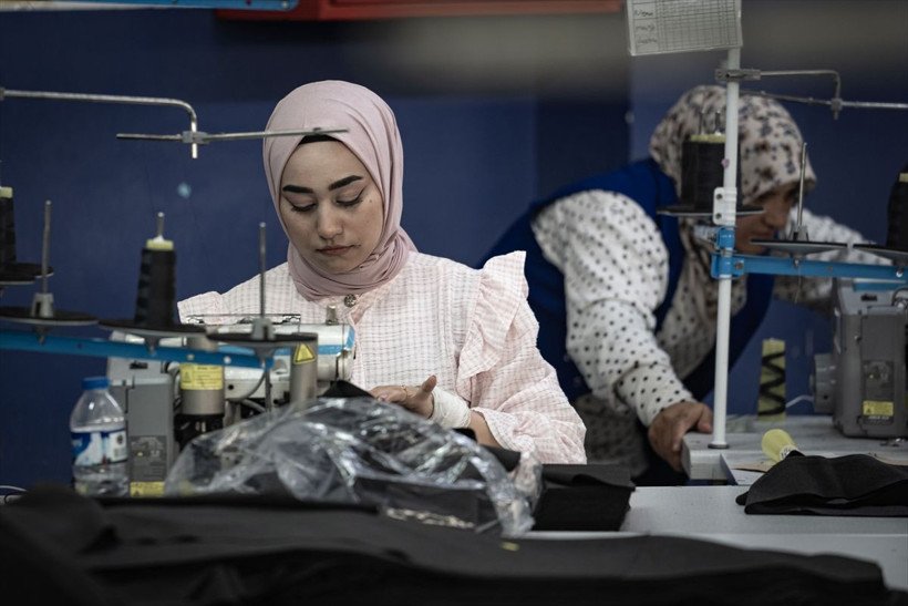 Tek kaldı pes etmedi devlet desteğiyle işini geliştirdi! Bakandan ödül bile aldı, şimdiki hedefi ise... - Resim: 4