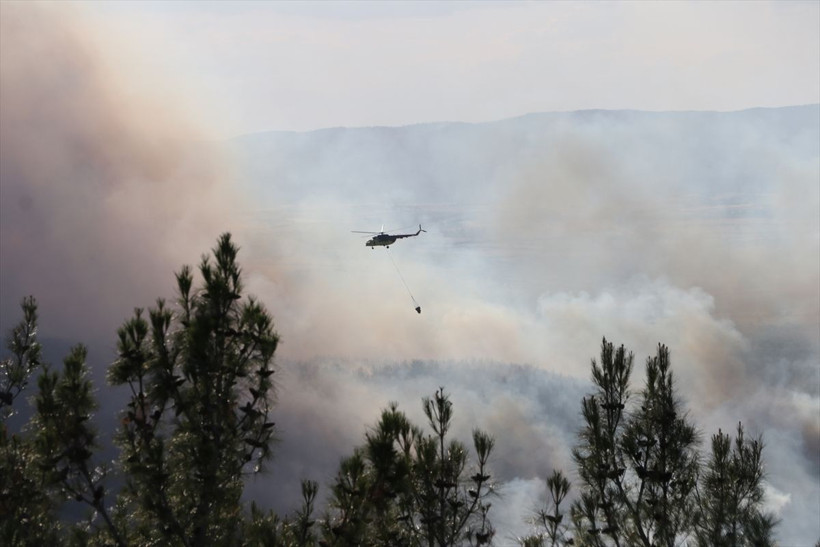 Ciğerlerimiz yanmaya devam ediyor! 2 bölgede orman yangını - Resim: 3