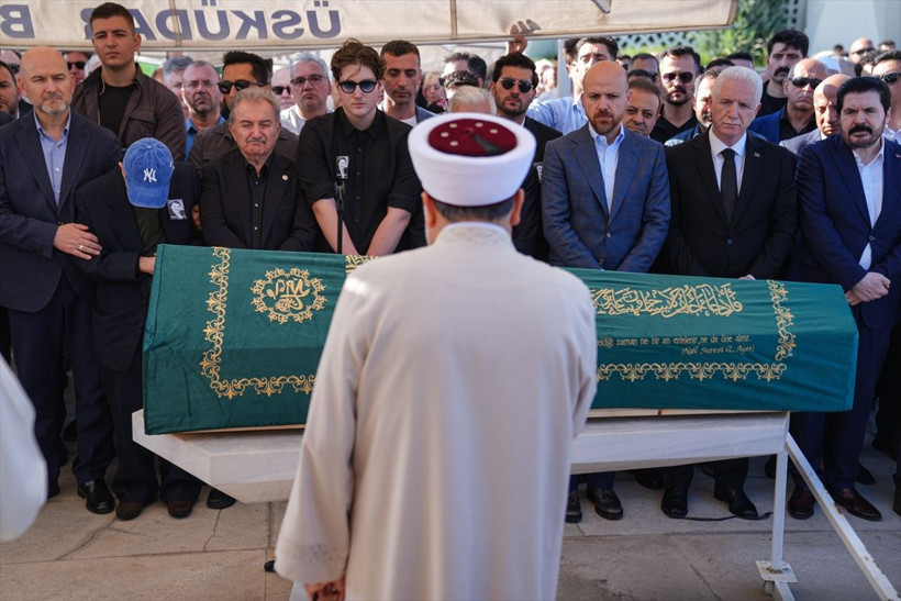 Cumhurbaşkanı Başdanışmanı Yiğit Bulut, İstanbul'da son yolculuğuna uğurlandı - Resim: 4