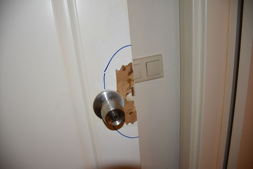 Erdoğan'ın 15 Temmuz'da kaldığı otel görüntülendi! Suikast girişiminin izleri ilk günkü gibi - Resim: 2