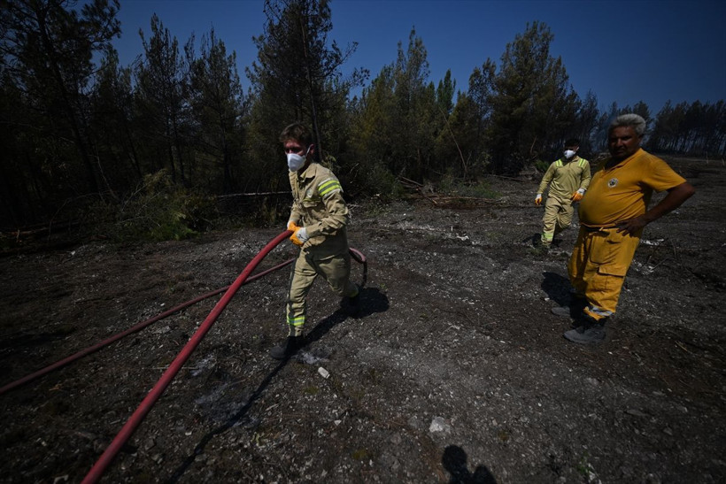 Karabük yangını son durum! 6 gündür 3'er saat uyku ile müdahaleye devam - Resim: 1