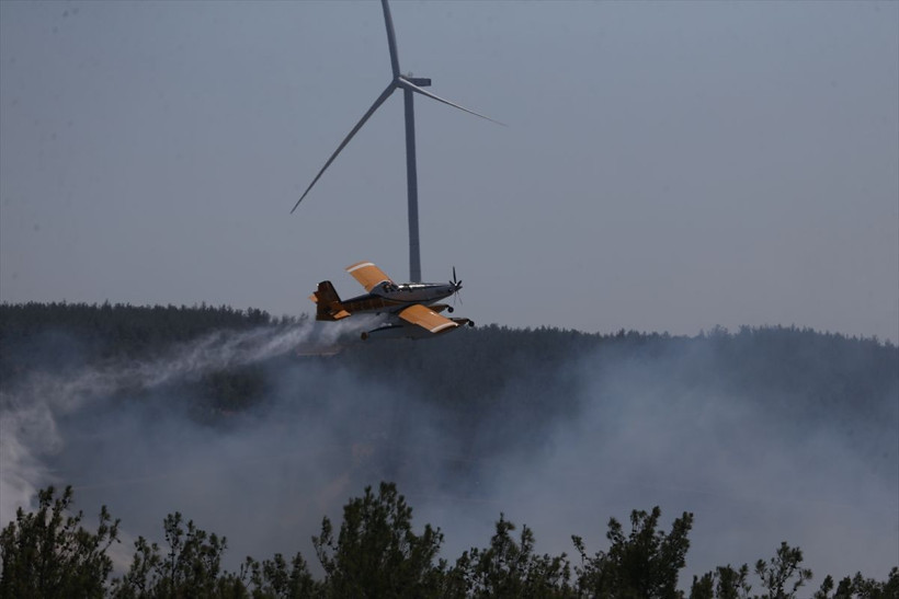 Çanakkale'de orman yangını çıktı! Rüzgar çok fena alevler köylere ilerliyor - Resim: 2