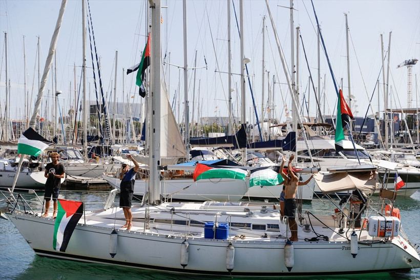 Onlarca tekne İsrail'in ablukasını kırmak ve Filistin ile dayanışma için Akdeniz'de yelken açtı - Resim: 4
