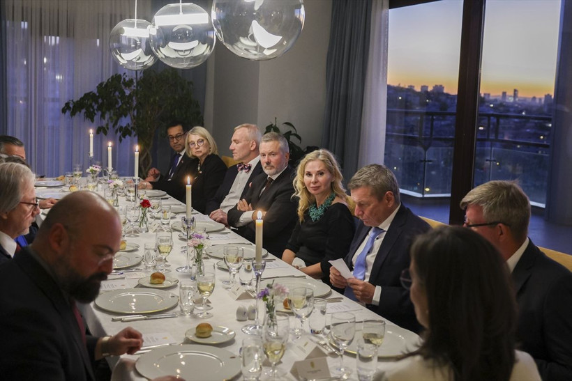 Özgür Özel'den dikkat çeken akşam yemeği! CHP'den açıklama geldi - Resim: 4