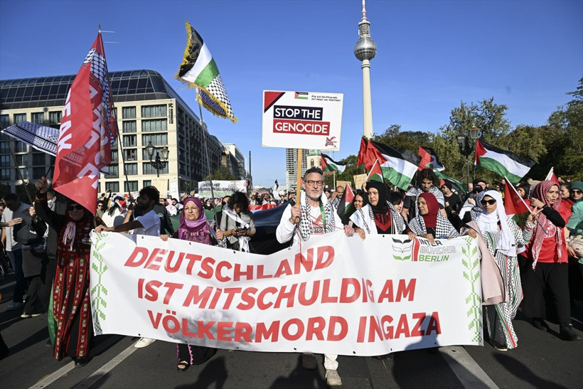 Binlerce kişi tek yürek oldu! Berlin'de Filistin'e destek için yürüdüler... - Resim: 4