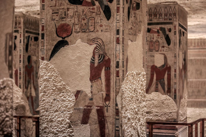 Mısır'da 226 yıl önce keşfedilen firavun mezarı açıldı - Resim: 4