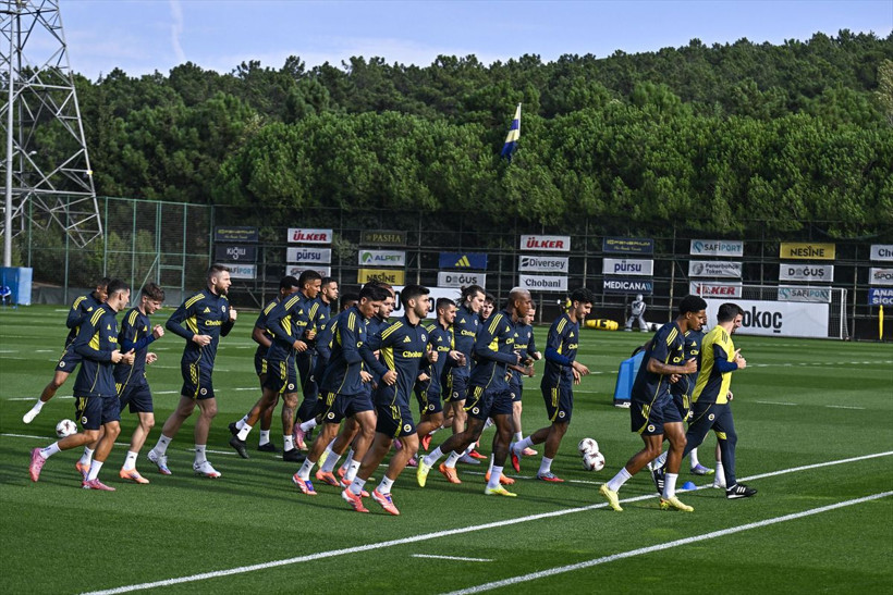 Fenerbahçe'de Stuttgart maçı öncesi Jhon Duran ve Ederson gelişmesi - Resim: 1