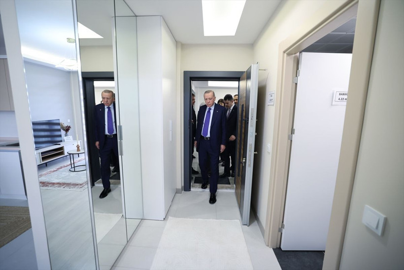 Cumhurbaşkanı Erdoğan 500 bin sosyal konut projesinin örnek dairelerini gezdi - Resim: 2