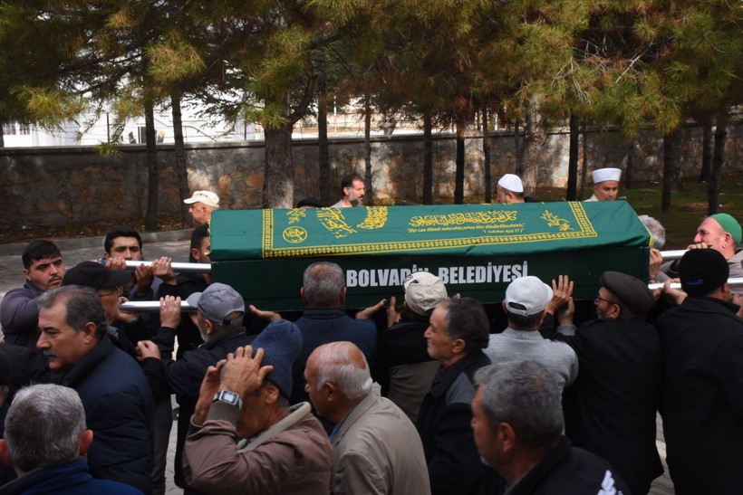Servet Böcek'in cenazesi Afyonkarahisar'da defnedildi - Resim: 1