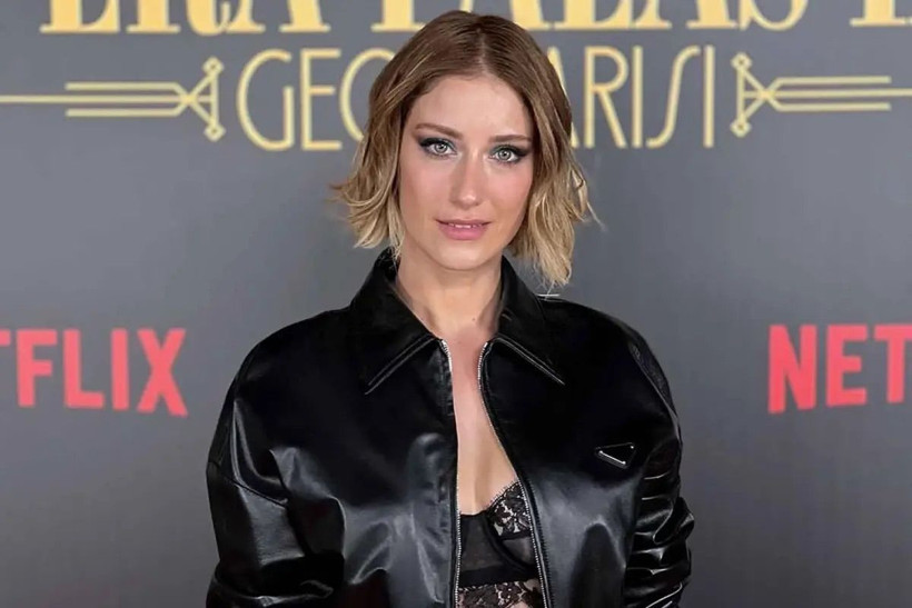 Çok konuşulan karelere Hazal Kaya'dan yanıt geçikmedi - Resim: 3