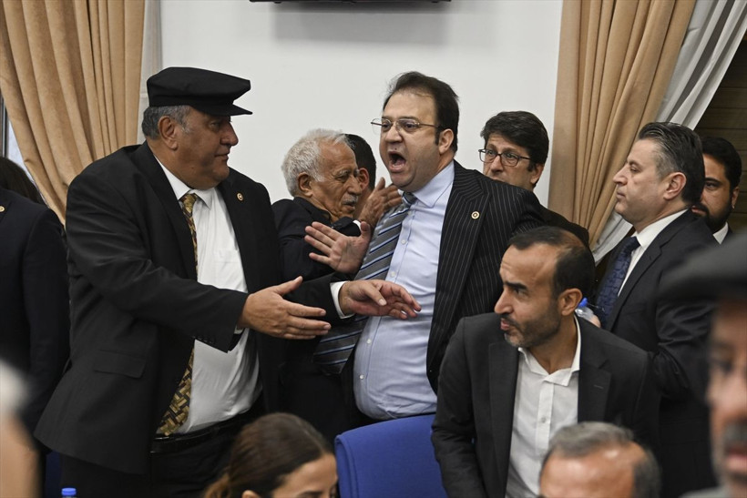Komisyonda gergin anlar! AK Partili ve CHP'li vekil arasında sesler yükseldi - Resim: 3