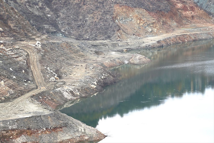 Hatay'da içme suyu kaynakları kuruyor! Karaçay Barajı alarm veriyor - Resim: 1