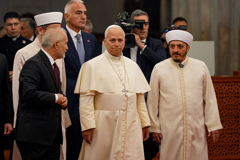 Papa 14. Leo'nun üçüncü gün programının ilk durağı Sultanahmet Camii... - Resim: 2