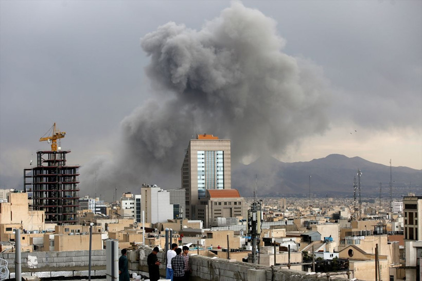 Art arda patlama oldu! İran'ın başkenti Tahran'dan yeni görüntüler - Resim: 1