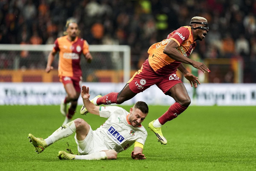 Galatasaray'a 200 milyon euroluk piyango vurdu! 2 yıldıza dev kulüplerden kanca - Resim: 4