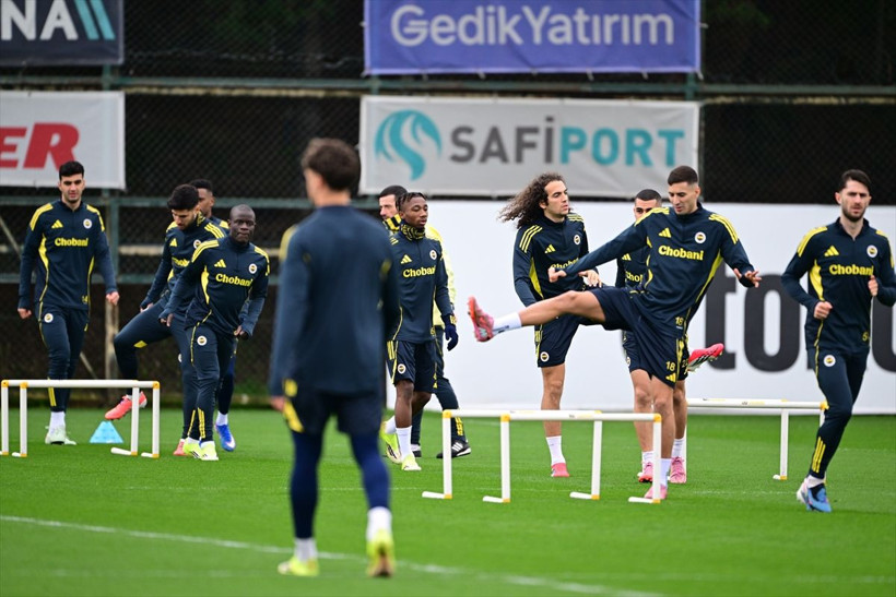 Fenerbahçe'de Samsunspor maçı öncesi büyük şok! Yıldız isim antrenmanı yarıda bıraktı - Resim: 2