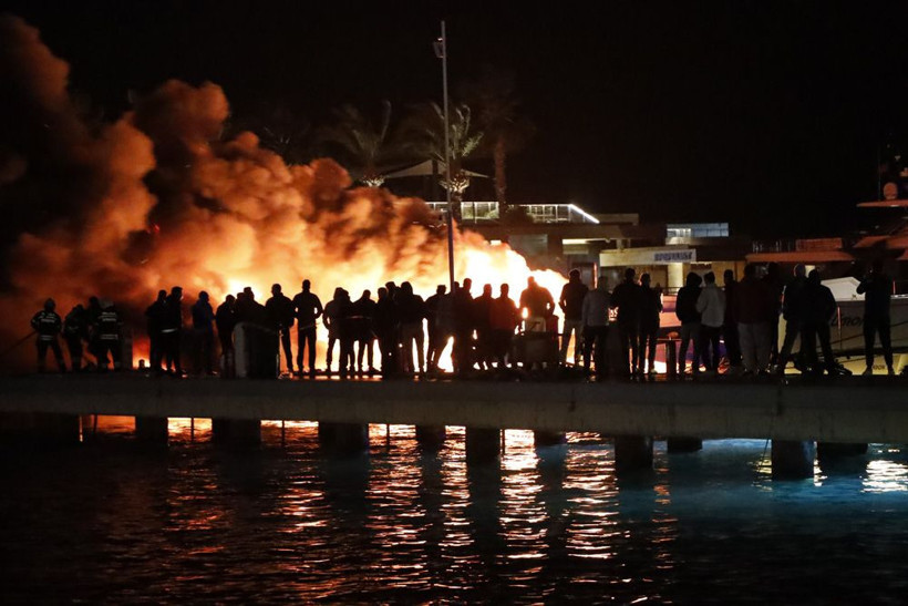 Bodrum'da büyük panik! Marinada demirli 5 motoryatta yangın çıktı - Resim: 3