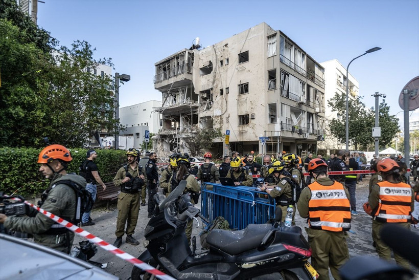 İran vurdu Tel Aviv savaş alanına döndü! Yaralılar var - Resim: 3