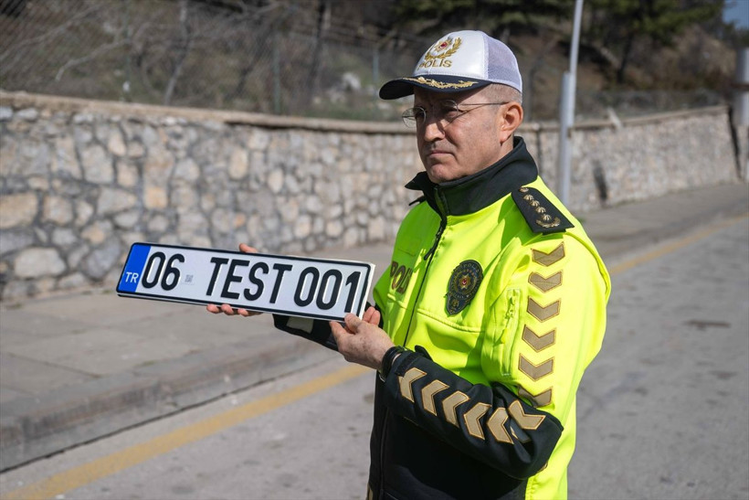 EGM Trafik Başkanı bizzat açıkladı! İşte APP ve standart plaka arasındaki farklar: Bu plakalara ceza yok - Resim: 2