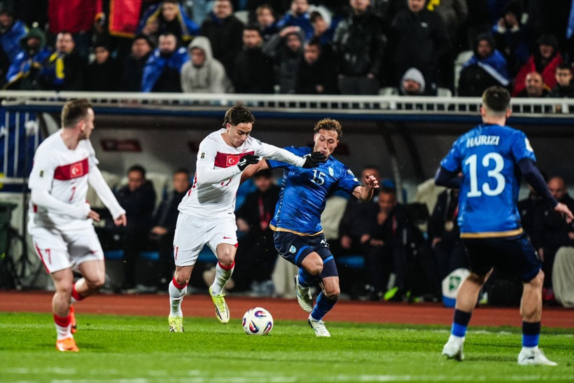 Galatasaray'ın milli takım için yaptığı tebrik paylaşımı olay oldu - Resim: 1