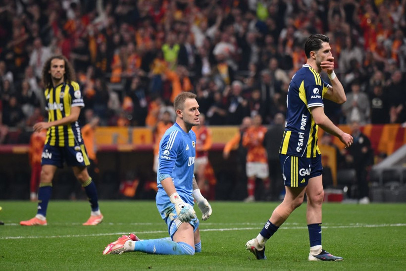 Trio ekibi, derbiyi yöneyen hakem Yasin Kol'a ateş püskürdü! 1 penaltı, tam 5 kırmızı kart atlandı - Resim: 5