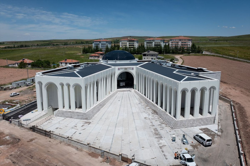 Bahçeli'nin hibe ettiği arsaya yapılan cemevinden yeni görüntüler - Resim: 4