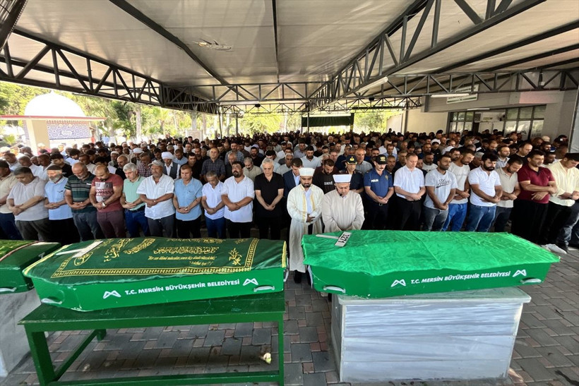 Mersin ve Konya'da kahreden veda! Tabutlar yan yana dizildi - Resim: 2