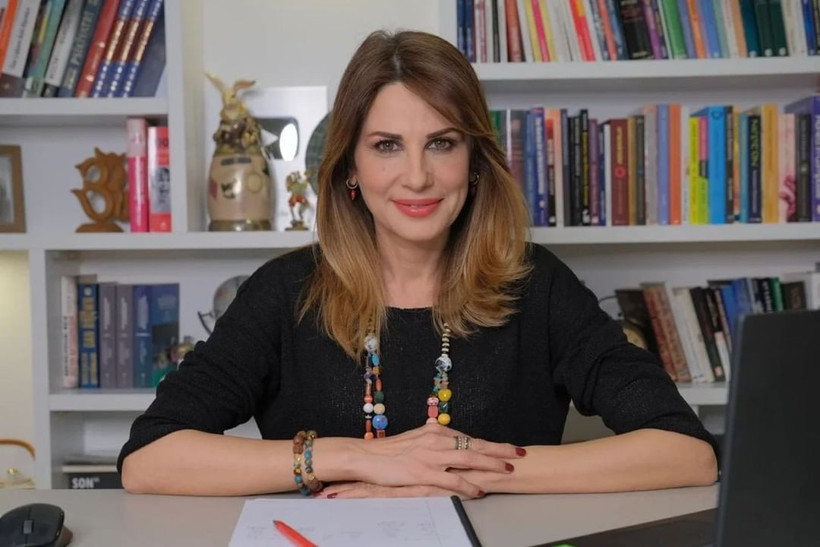 Depremi bildiler! 'Bugün başladı 3 gün sürecek' diyen Dinçer Güner Hande Kazanova'dan burç yorumları... - Resim: 9