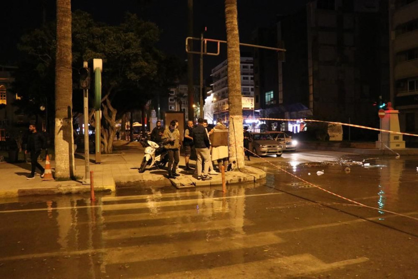 4.5'lik depremin ardından deniz taştı, caddeler göle döndü! Kaymakamlık nedenini açıkladı - Resim: 3