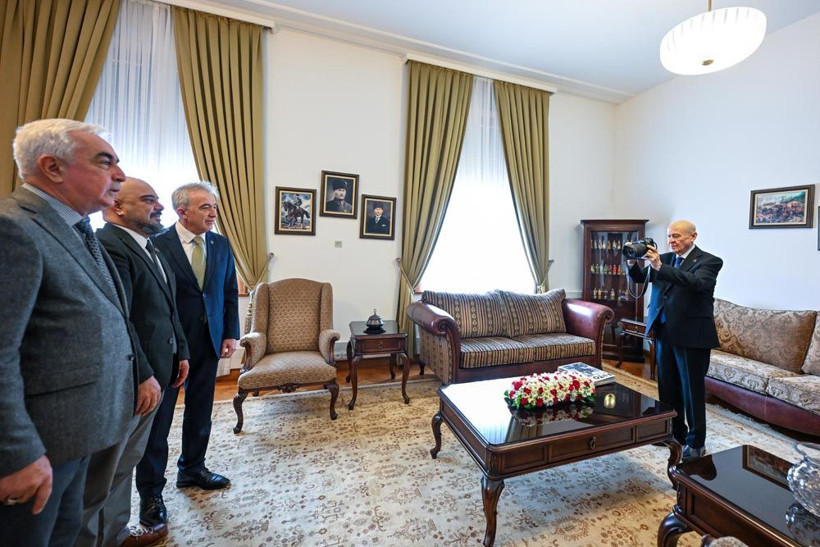 MHP lideri Bahçeli, TFMD heyetinin fotoğrafını çekti - Resim: 3