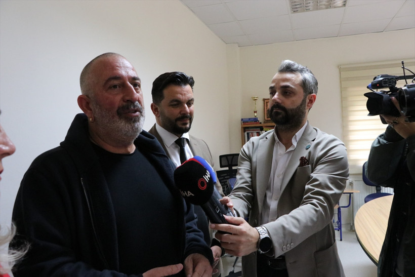 Cem Yılmaz kalp krizi sonrası hastaneye geldi! "Yeter" diyenler olmuş - Resim: 5