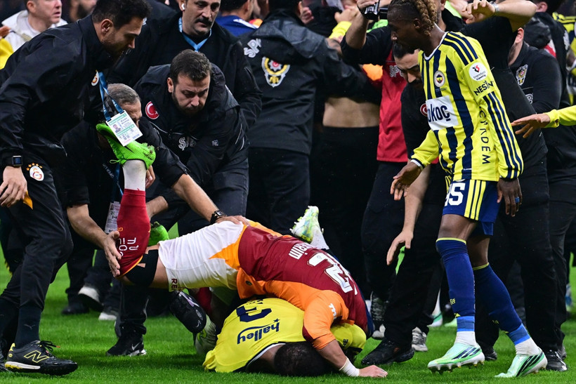 Derbide ortalık karışmıştı! Fenerbahçe'den kavgayla ilgili açıklama - Resim: 5
